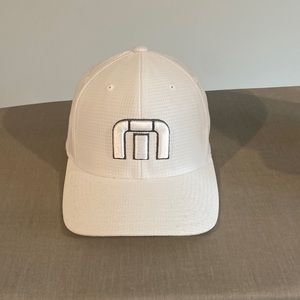 Travis Mathew fitted white hat size XS